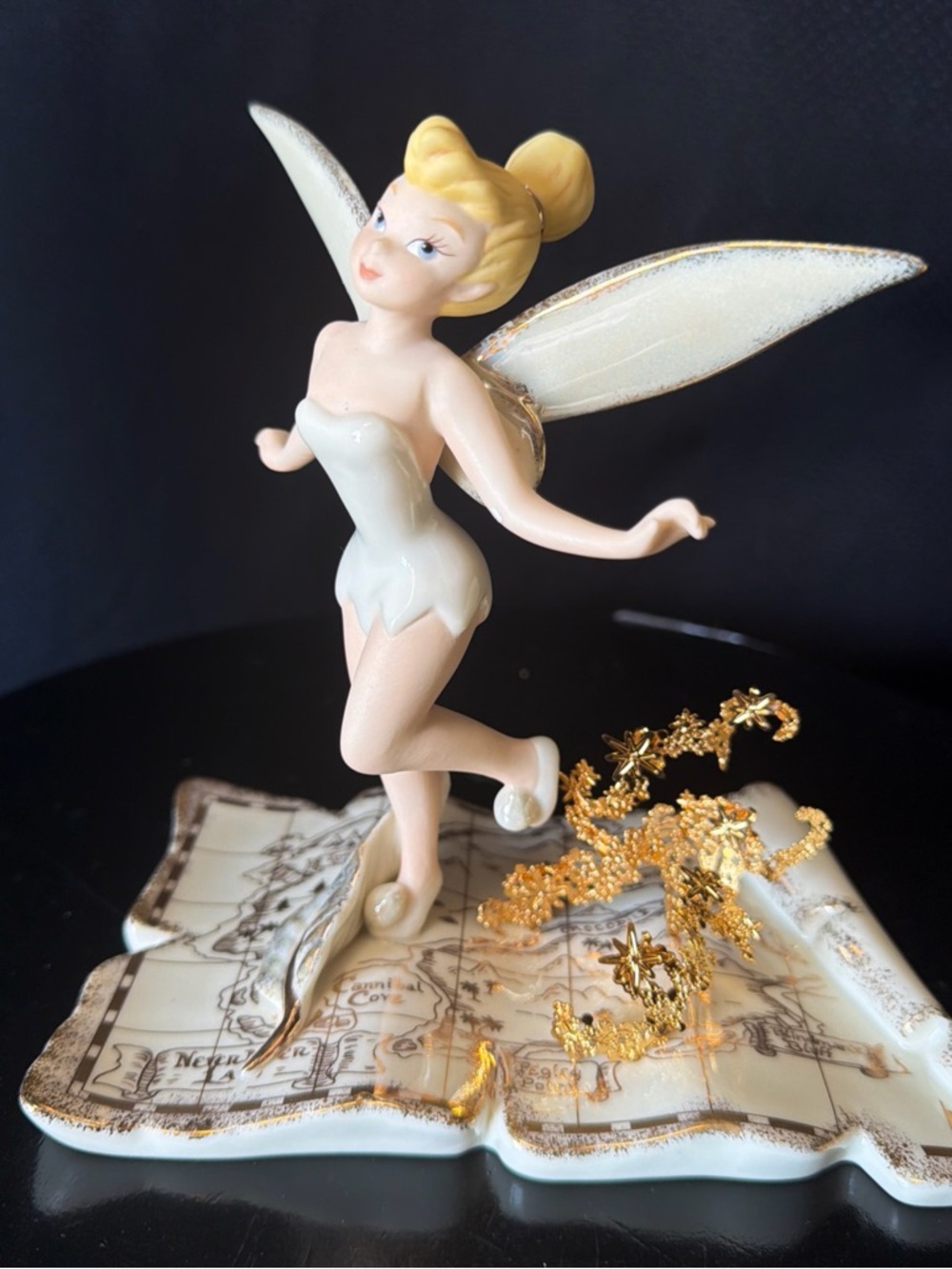 Tinker Bell “Top Toe Tinker Bell” Lennox world map‎